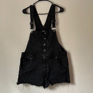 Hot Topic Shortalls